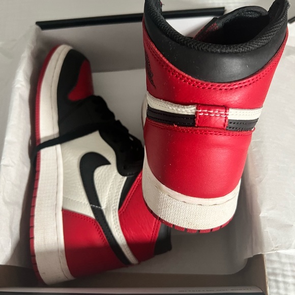 Jordan 1 High Bred Toe - Picture 2 of 4